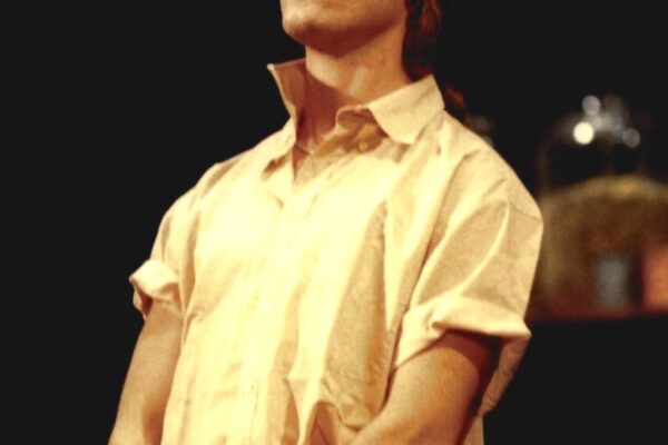 200303